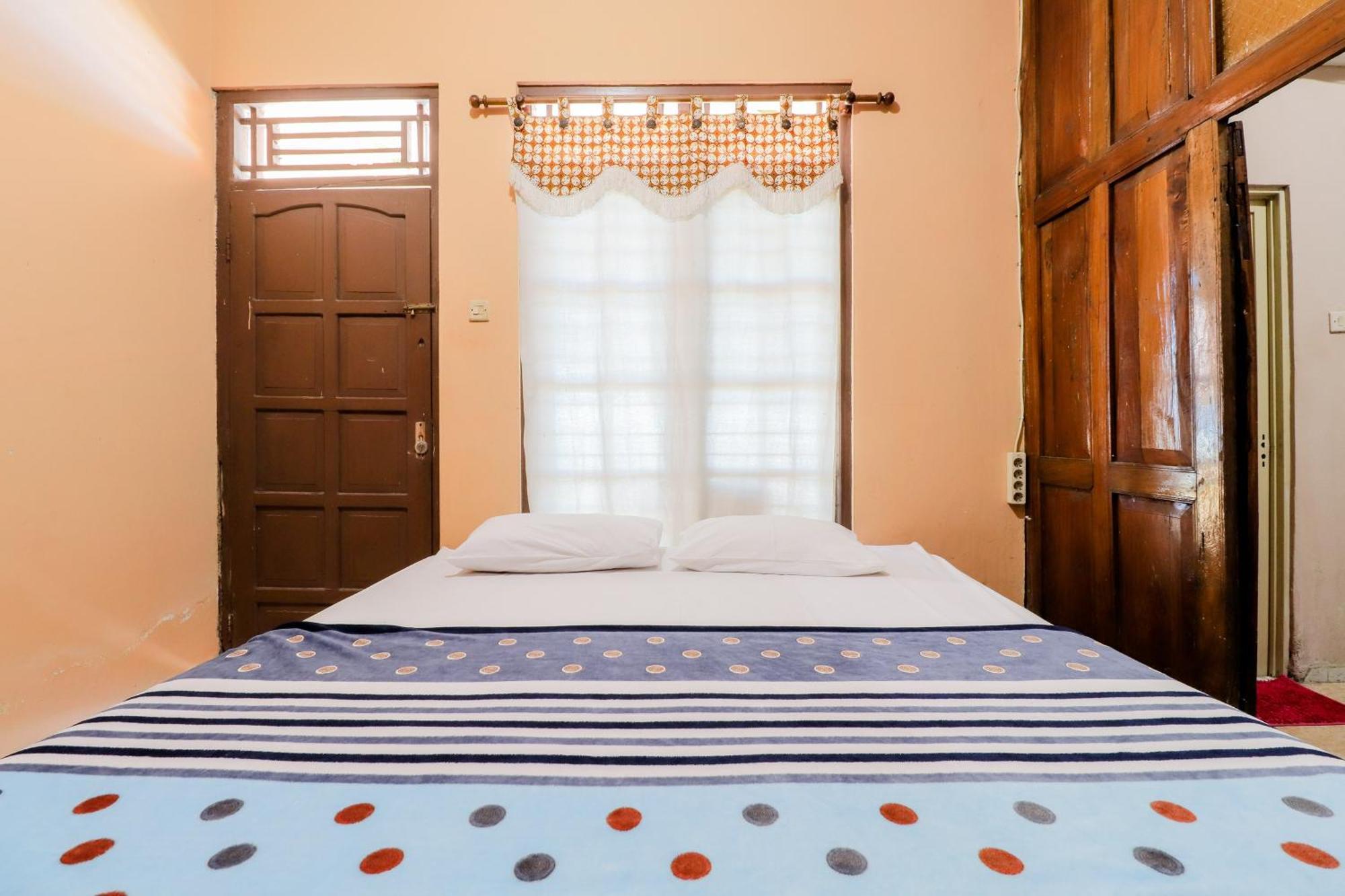 Apartamento Nurudin House Magelang Exterior foto