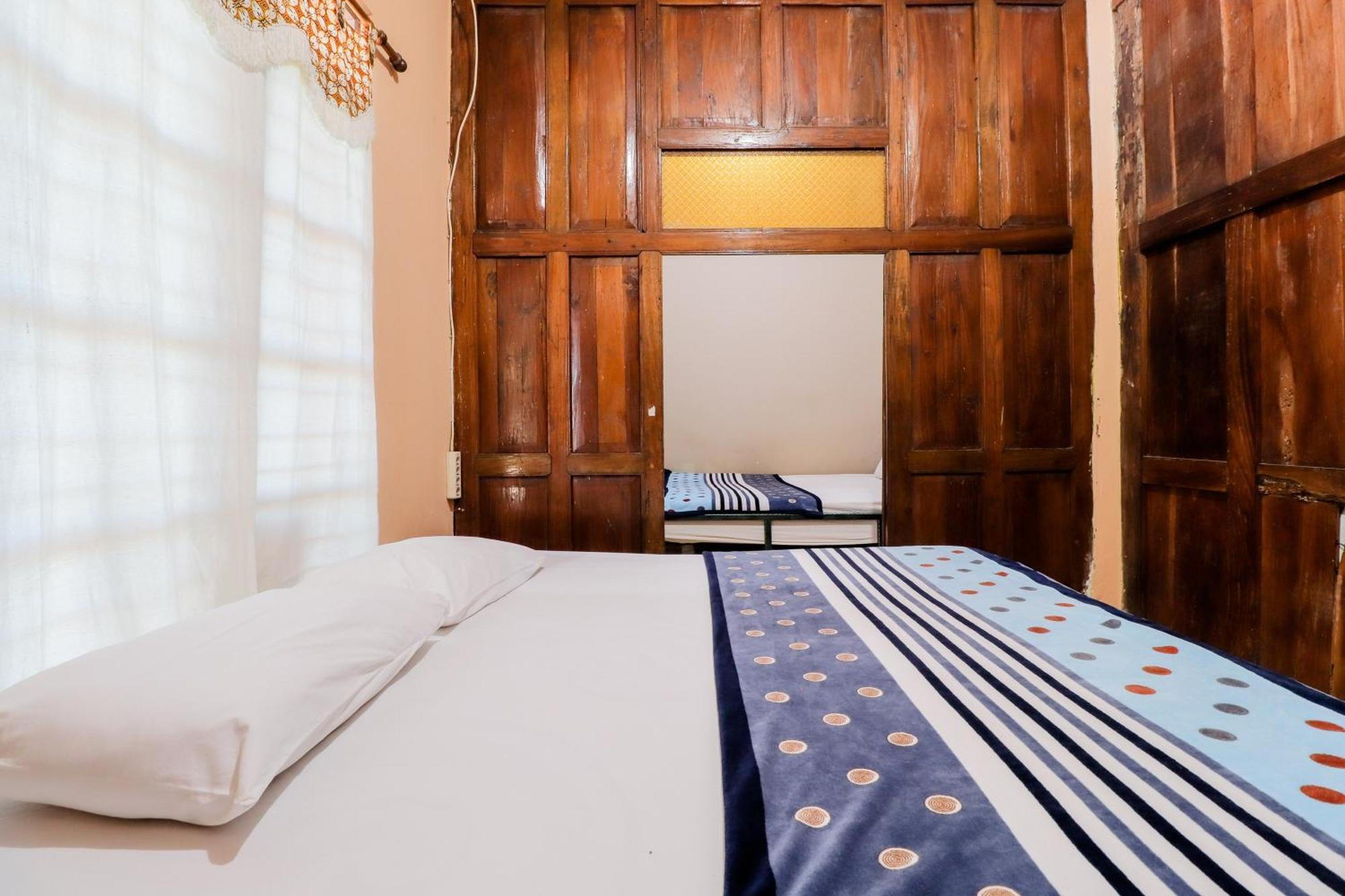 Apartamento Nurudin House Magelang Exterior foto