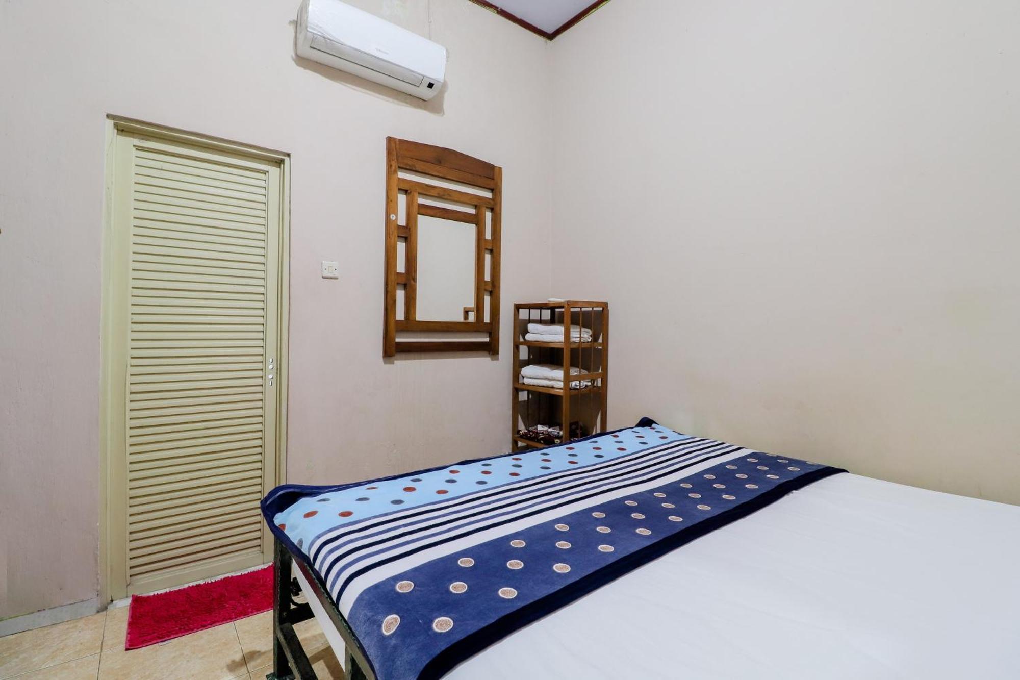 Apartamento Nurudin House Magelang Exterior foto