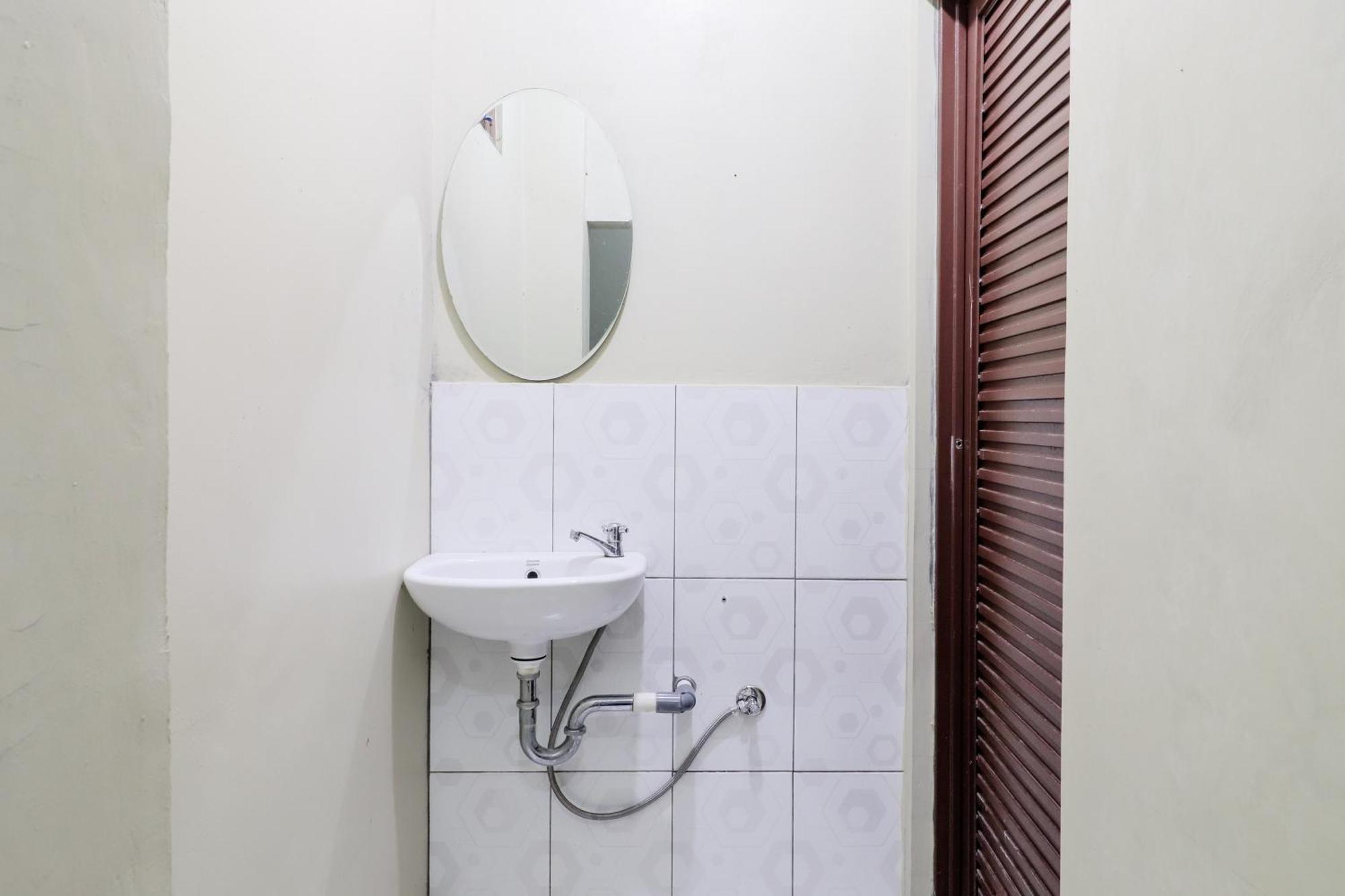 Apartamento Nurudin House Magelang Exterior foto