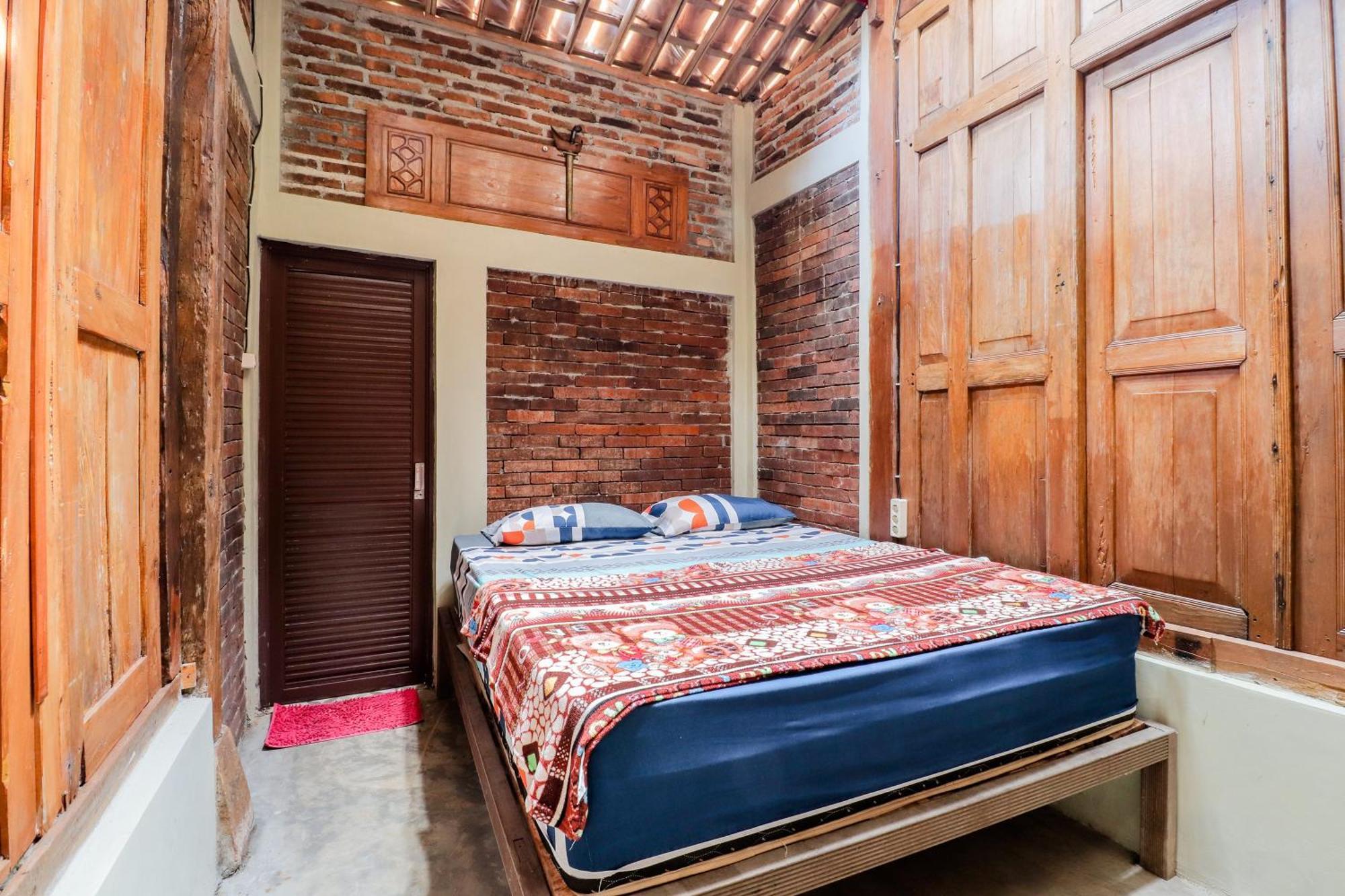 Apartamento Nurudin House Magelang Exterior foto