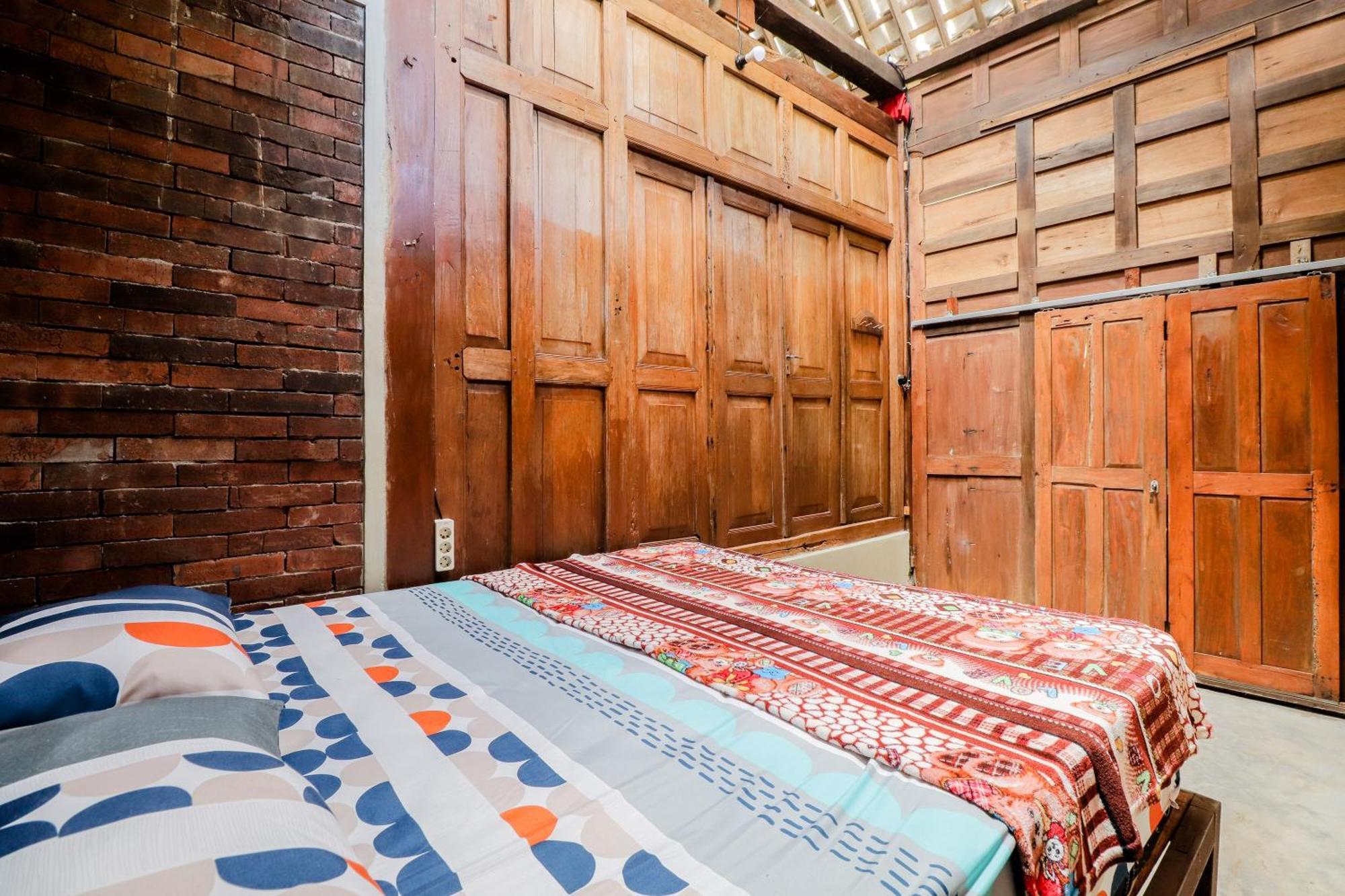 Apartamento Nurudin House Magelang Exterior foto