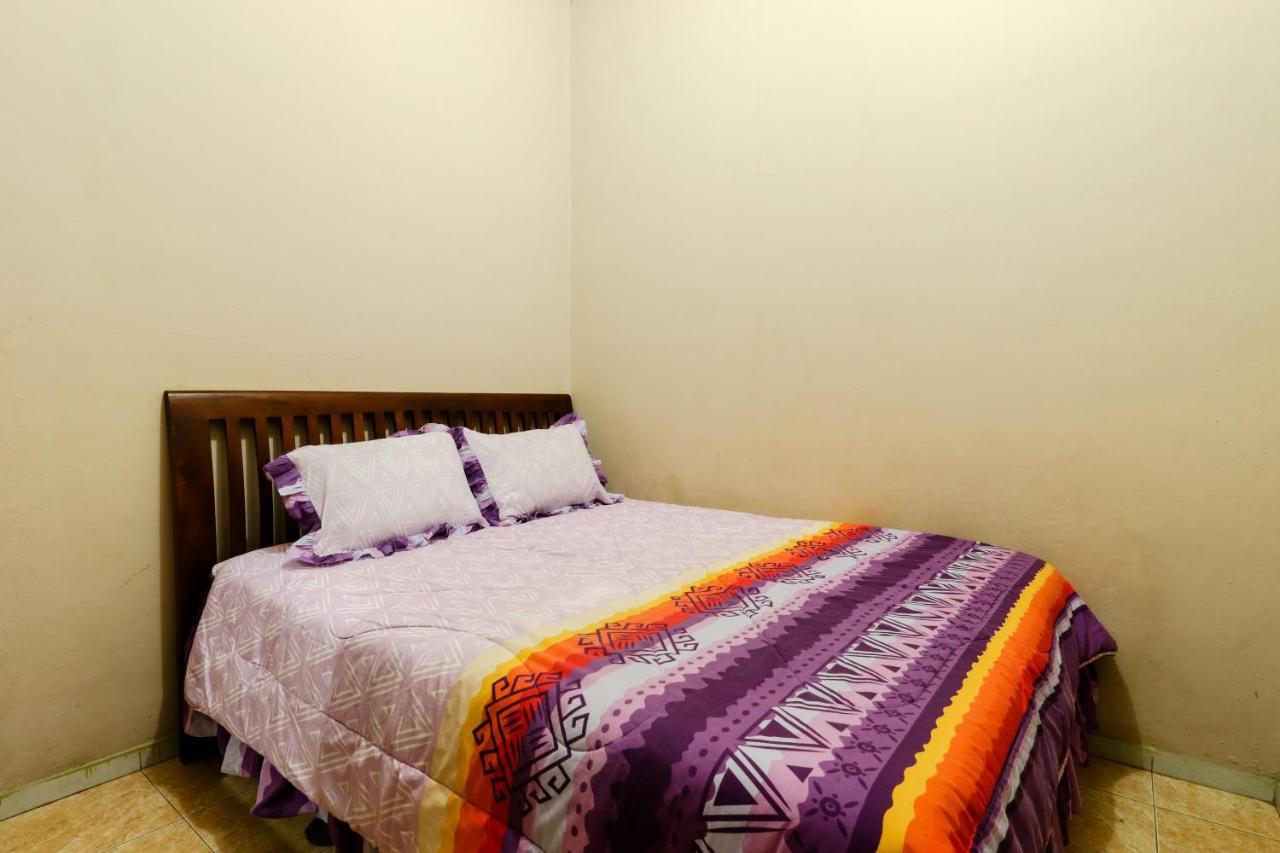 Apartamento Nurudin House Magelang Exterior foto