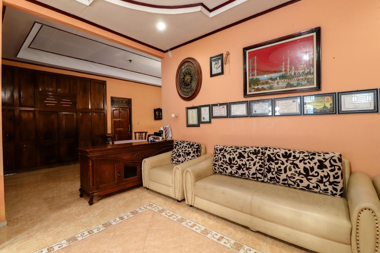 Apartamento Nurudin House Magelang Exterior foto