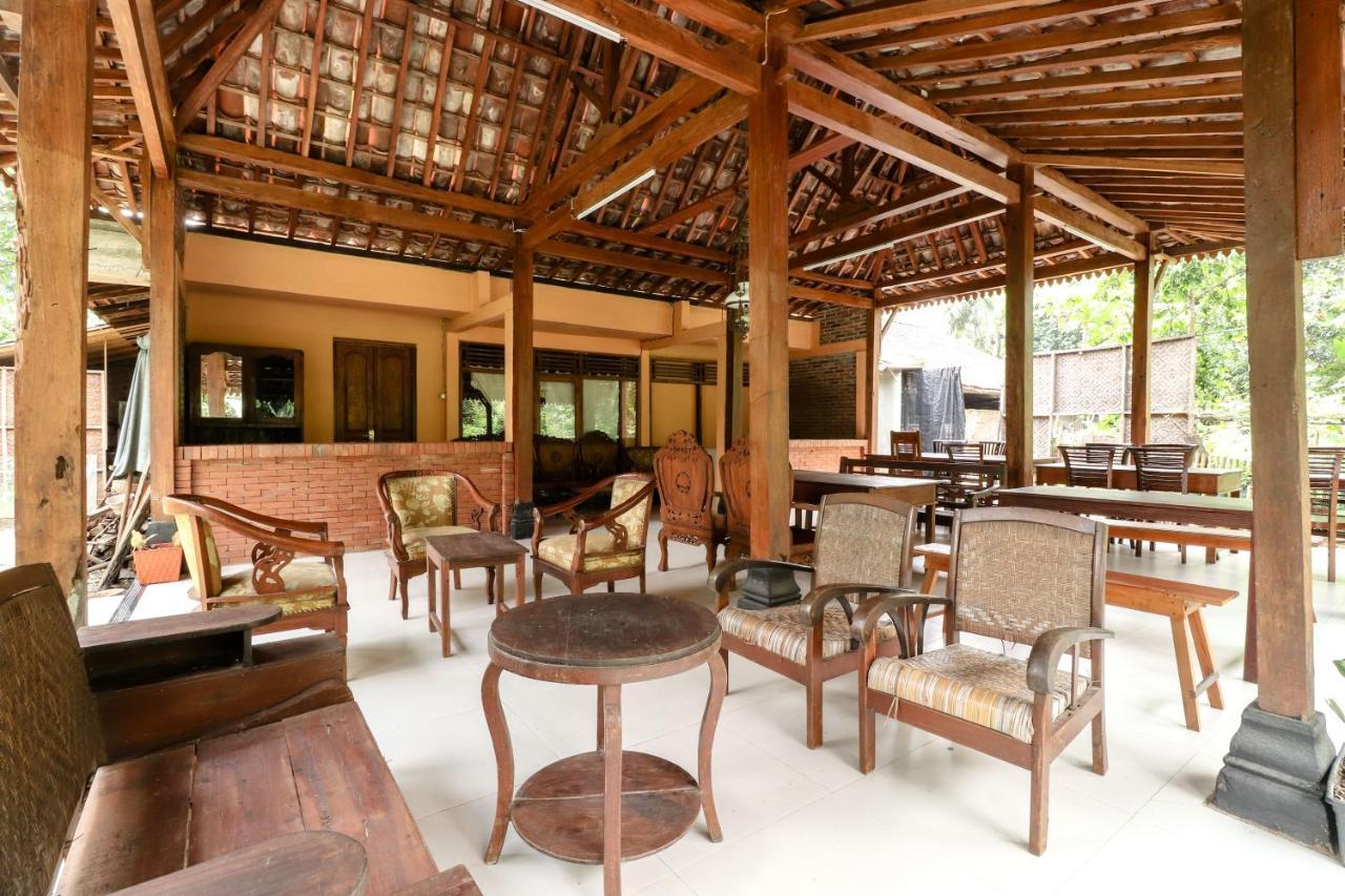 Apartamento Nurudin House Magelang Exterior foto